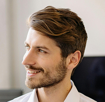 Porträtt av Michael Brennan, CTO och kryptoledare inom fintech och teknologi